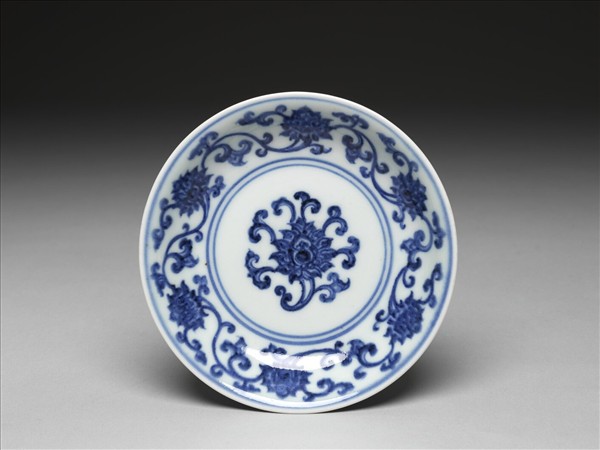 青花番蓮紋盤