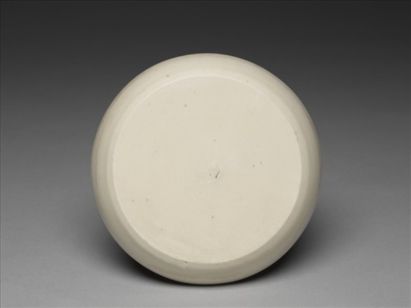 定窯 白瓷劃花花卉紋碟