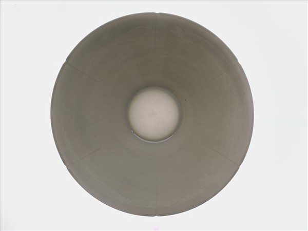 甜白釉龍鳳紋葵瓣口碗