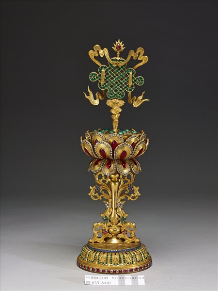 銅鍍金嵌假鑽八吉祥-吉祥結