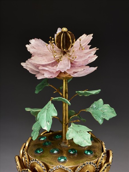 銅鍍金嵌假鑽八吉祥-蓮花