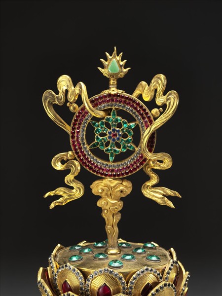 銅鍍金嵌假鑽八吉祥-寶輪