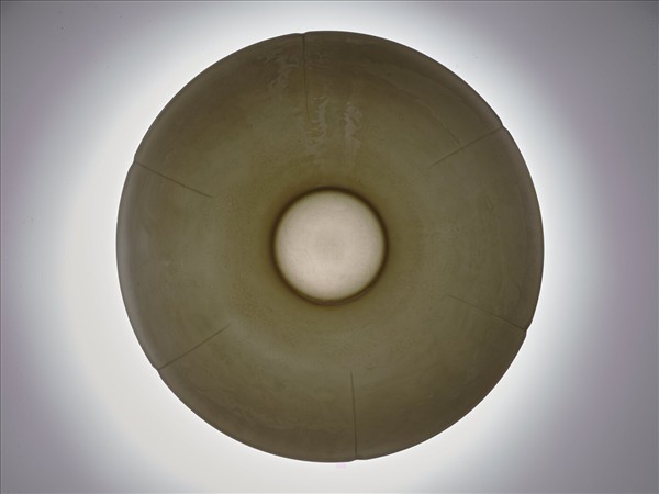 甜白釉龍鳳紋葵瓣口碗