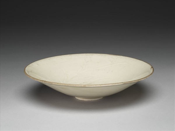 定窯 劃花雙鳧紋碗