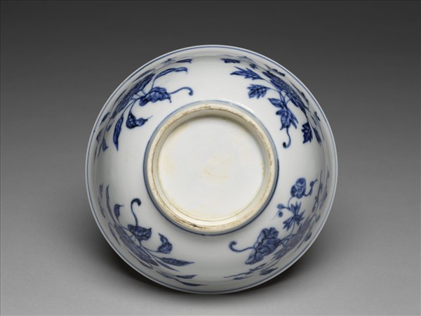 青花花卉紋碗