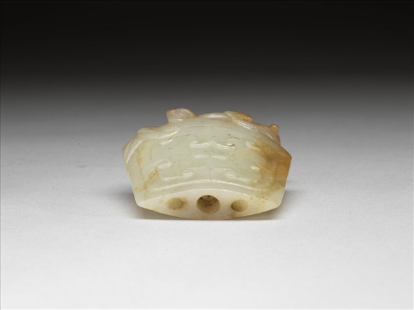 玉異獸雲紋劍珌