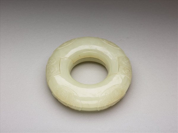 仿良渚文化玉連環