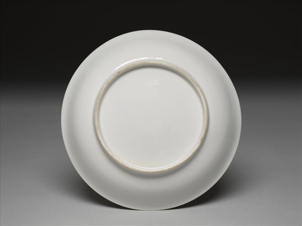 甜白釉碟