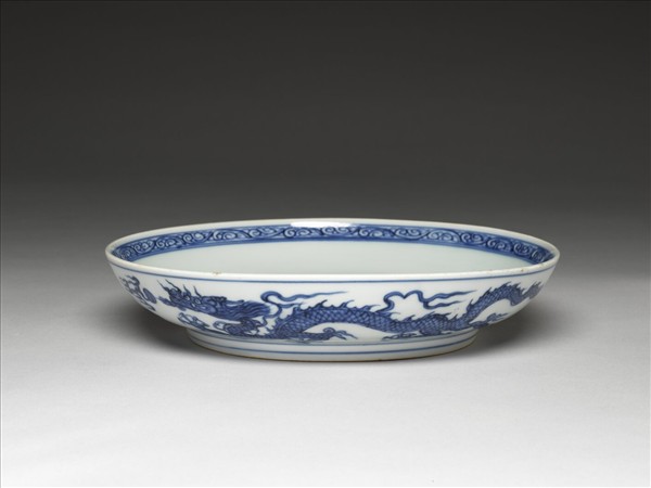 青花雙龍戲珠紋盤