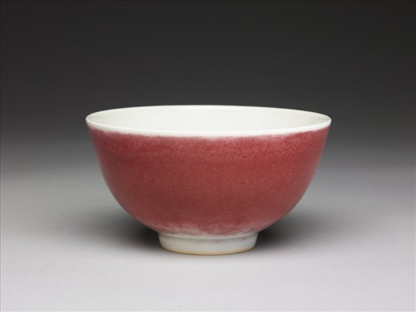 霽紅釉白裡碗
