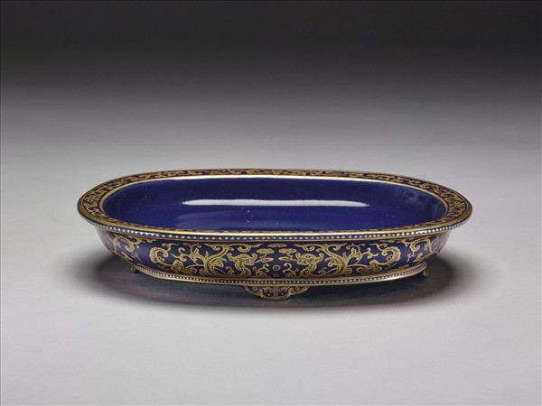 霽青釉描金夔龍紋盆托