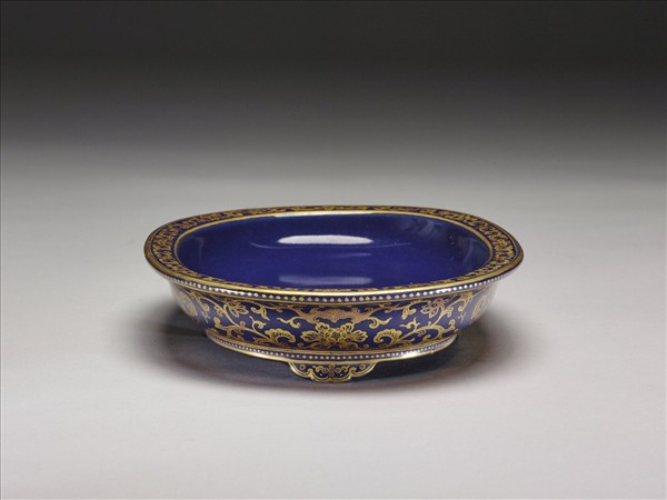 霽青釉描金夔龍紋盆托