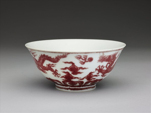 釉裡紅雙龍紋碗