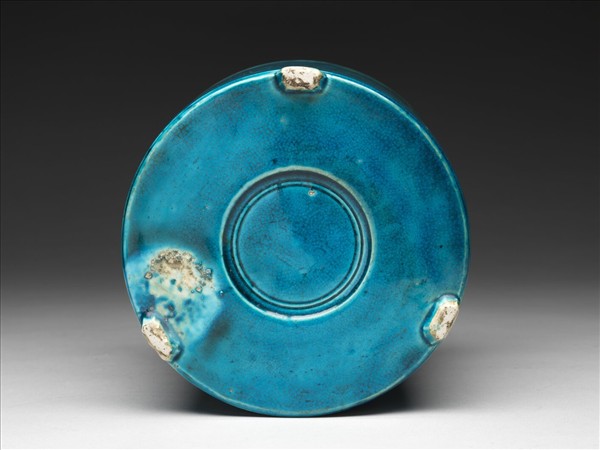 孔雀綠釉雙龍戲珠紋三足爐