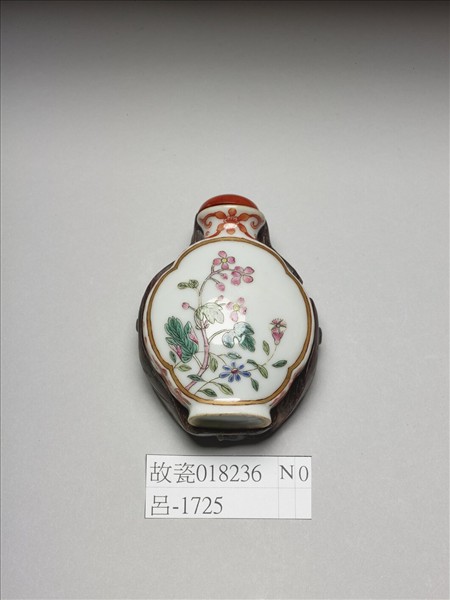粉彩花卉紋鼻煙壺
