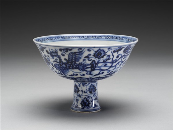 青花雲凰紋高足碗