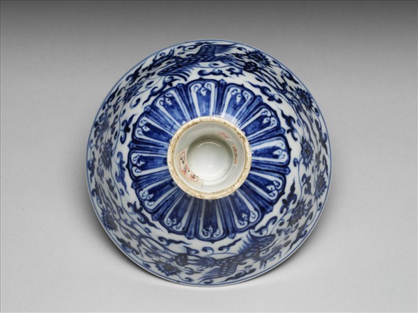 青花雲凰紋高足碗