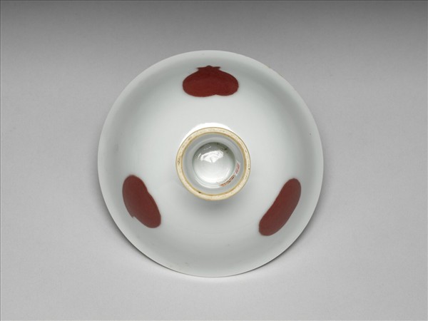 釉裡紅三果紋高足碗