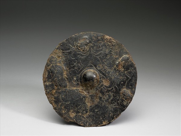 錯金銀夔鳳紋鐵鏡