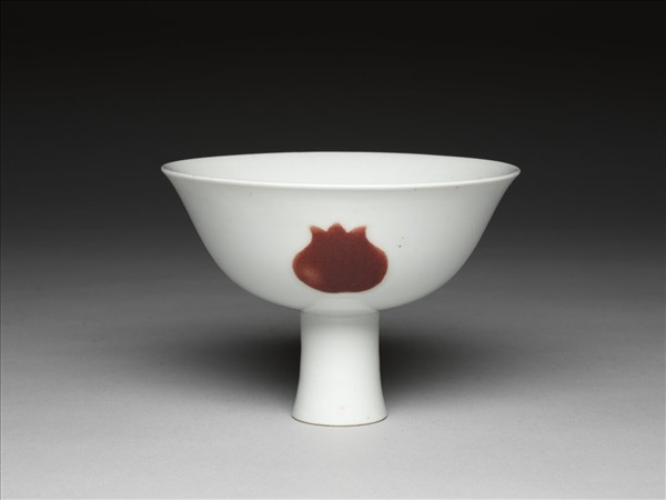 釉裡紅三果紋高足碗