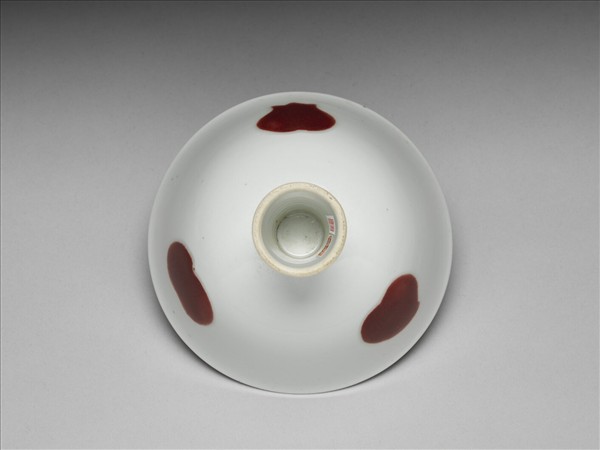 釉裡紅三果紋高足碗