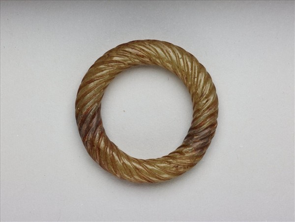 絞絲紋玉環
