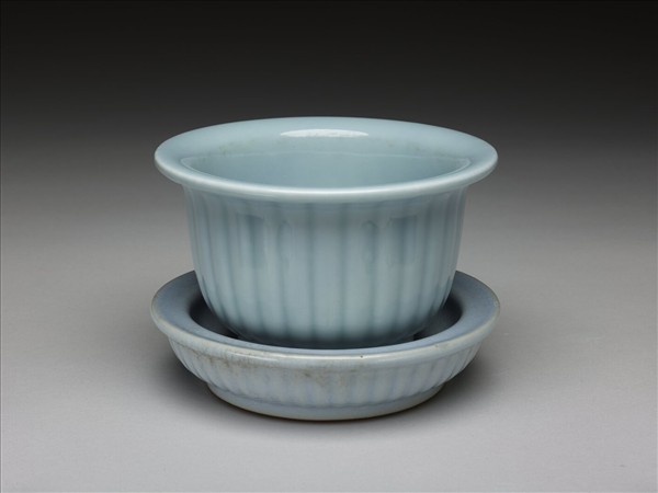 天藍釉盆托
