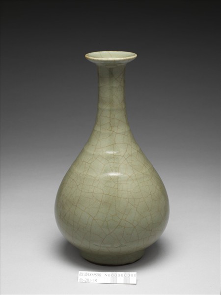 青瓷弦紋玉壺春瓶