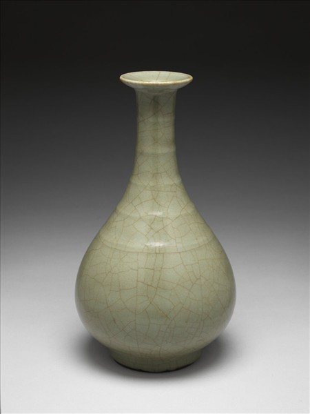 青瓷弦紋玉壺春瓶