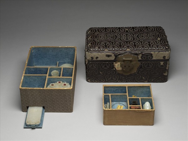 剔犀雲紋長方匣