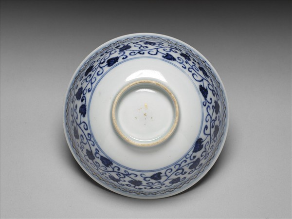 青花蓮塘紋金彩碗