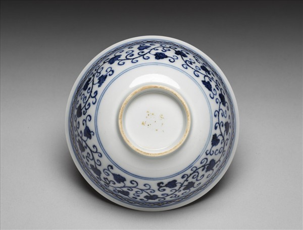 青花蓮塘紋金彩碗