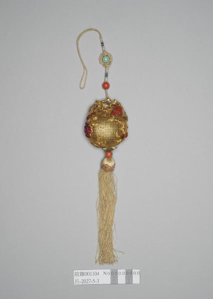 鏤空嵌寶金纍絲石榴香囊