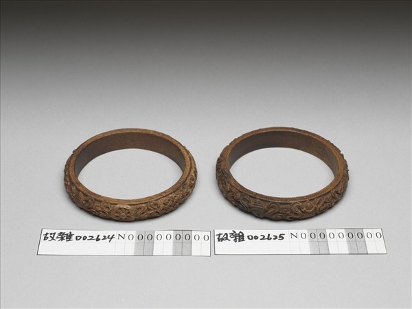 茄楠木雕八寶鐲