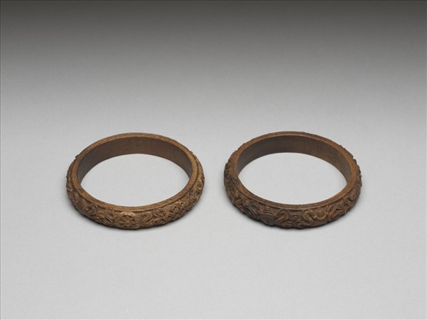 茄楠木雕八寶鐲