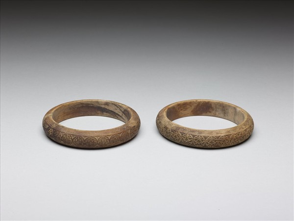 茄楠木雕萬福鐲