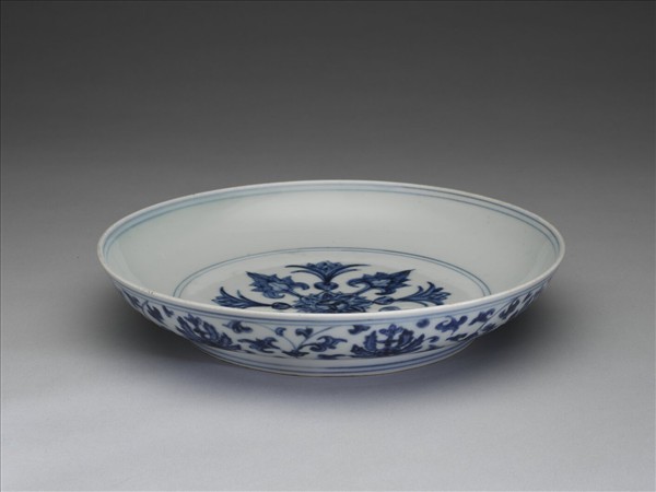 青花番蓮紋盤