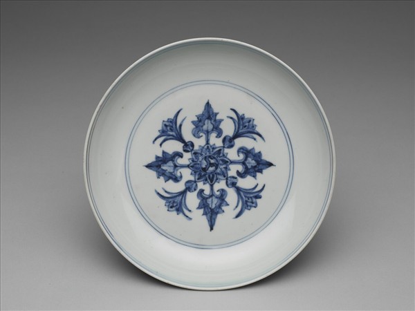 青花番蓮紋盤