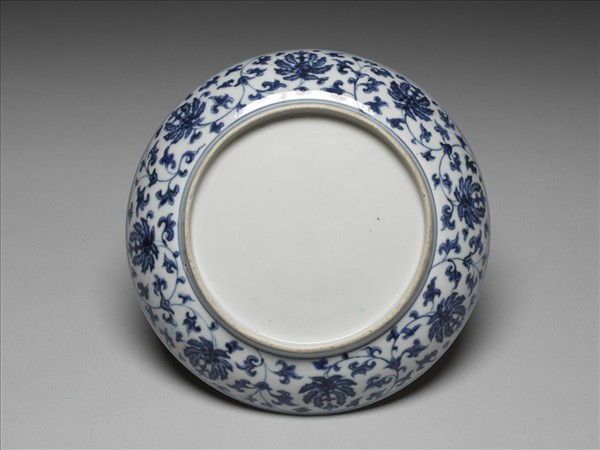 青花番蓮紋盤