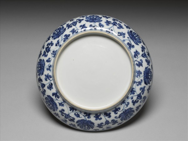 青花番蓮紋盤