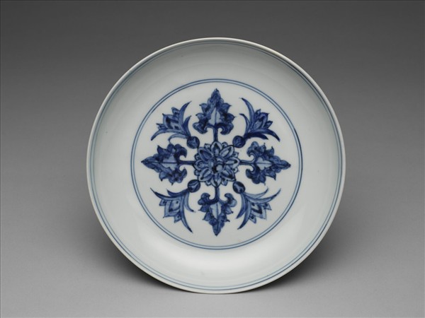 青花番蓮紋盤