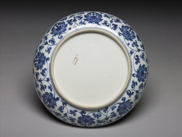 青花番蓮紋盤