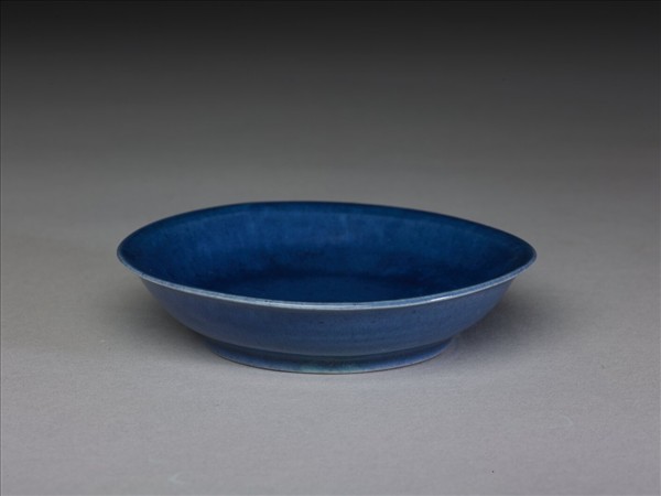 霽青釉盤