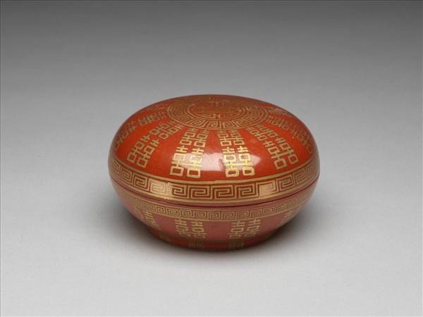 紅地描金喜字蓋盒