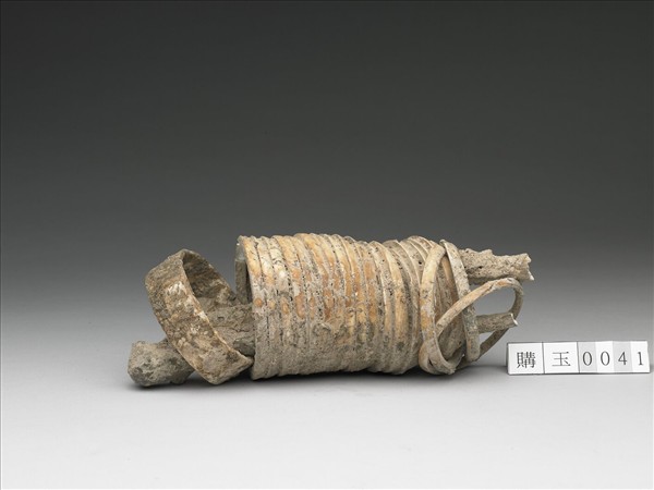 人腕骨套蚌環石英鐲