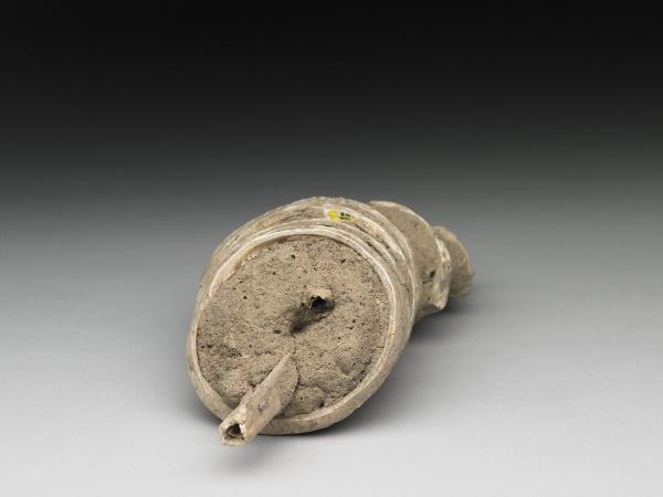 人腕骨套蚌環石英鐲