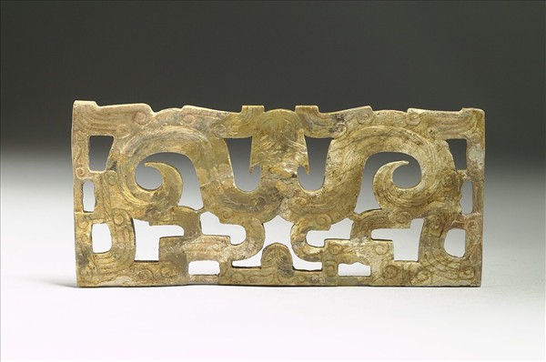 玉鏤空蛇紋飾件