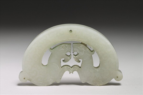玉雙龍紋佩