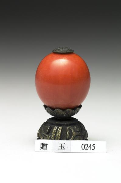 雕石染紅壽字頂戴