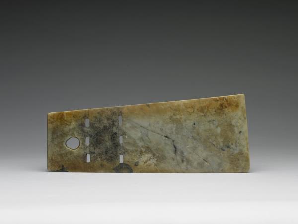 玉鏤空神祖面紋圭